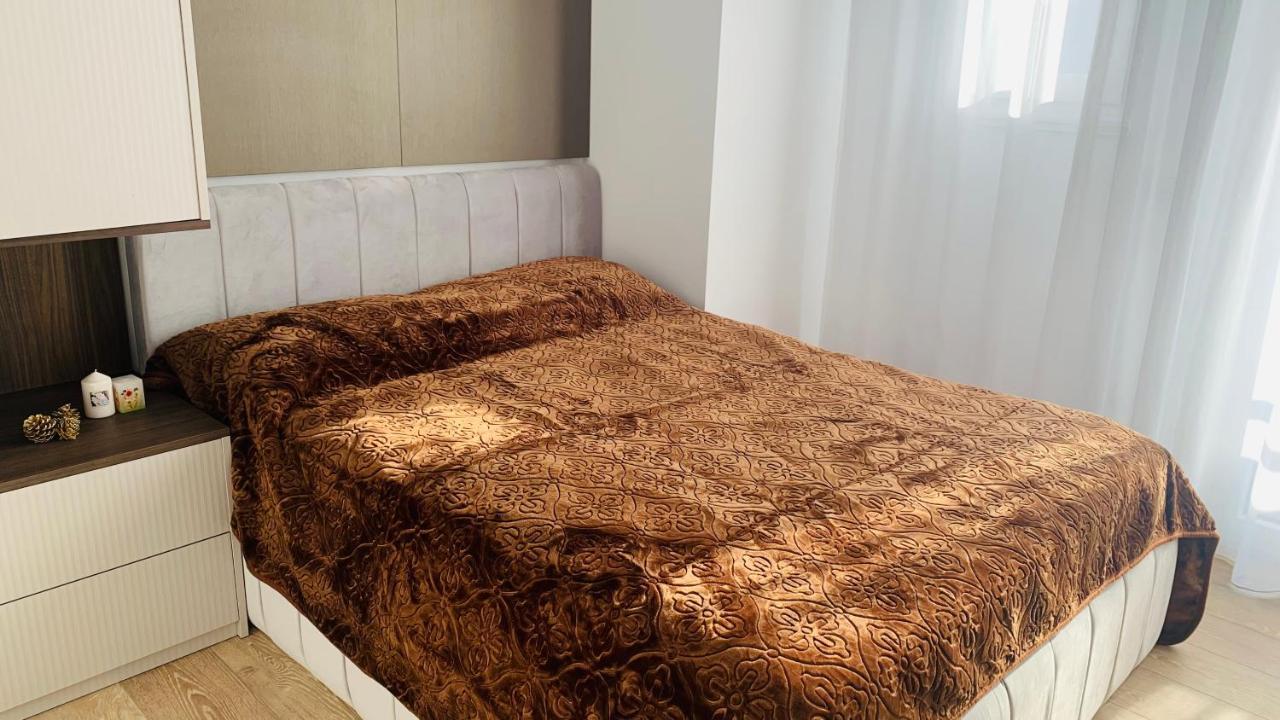 Proper Central Apartment ティラナ エクステリア 写真