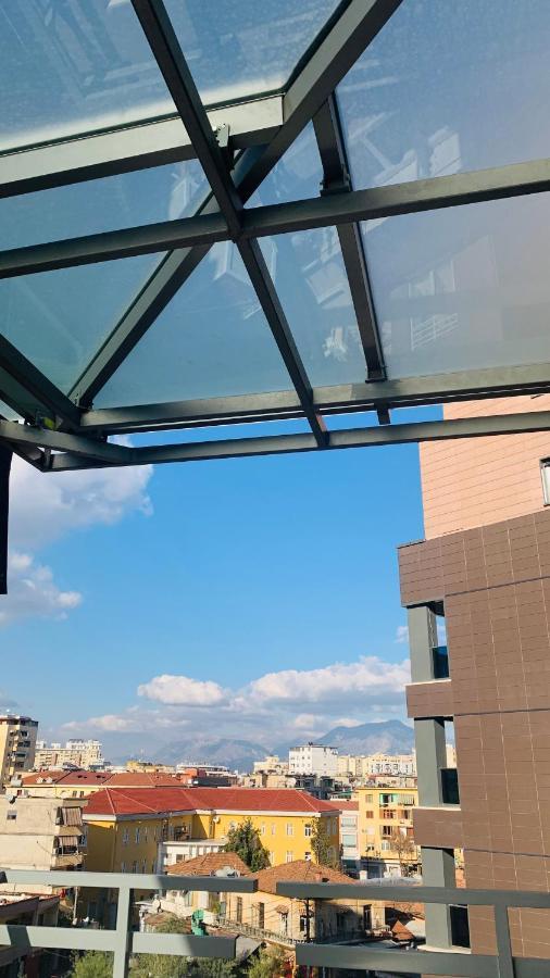 Proper Central Apartment ティラナ エクステリア 写真